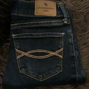 Abercrombie kids skinny jeans